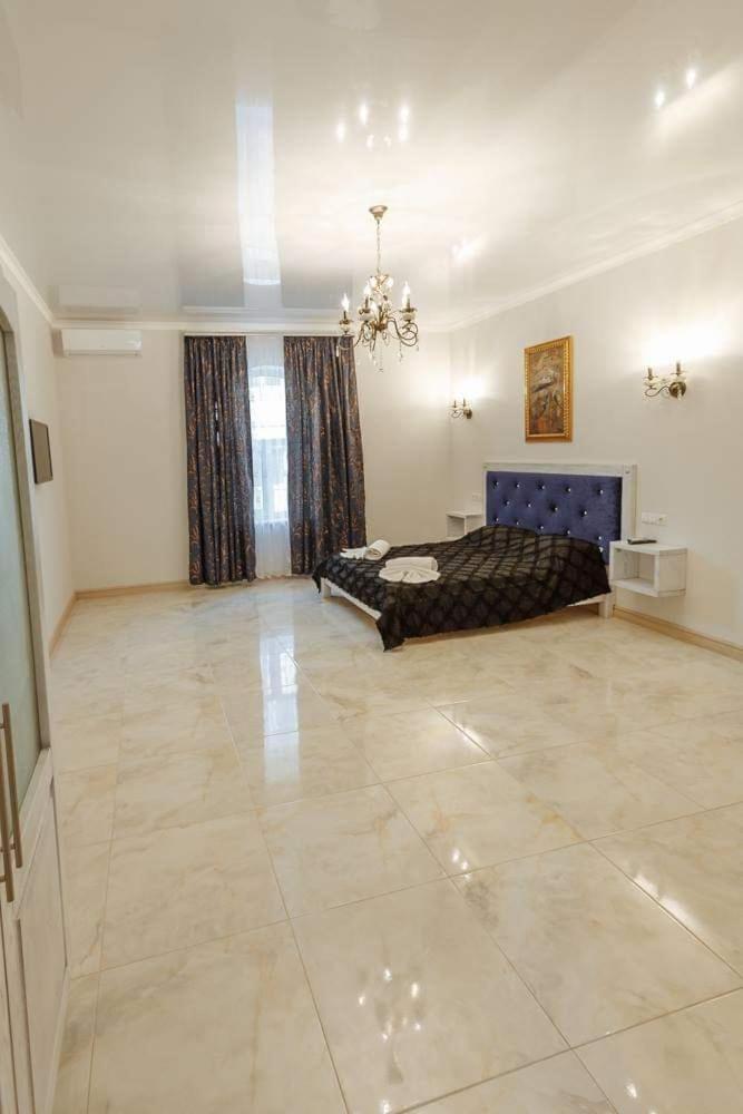 Бутик 2017 Hotel Bilhorod-Dnistrovsʼkyy Buitenkant foto