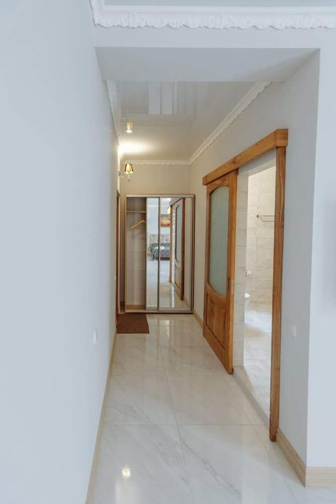 Бутик 2017 Hotel Bilhorod-Dnistrovsʼkyy Buitenkant foto
