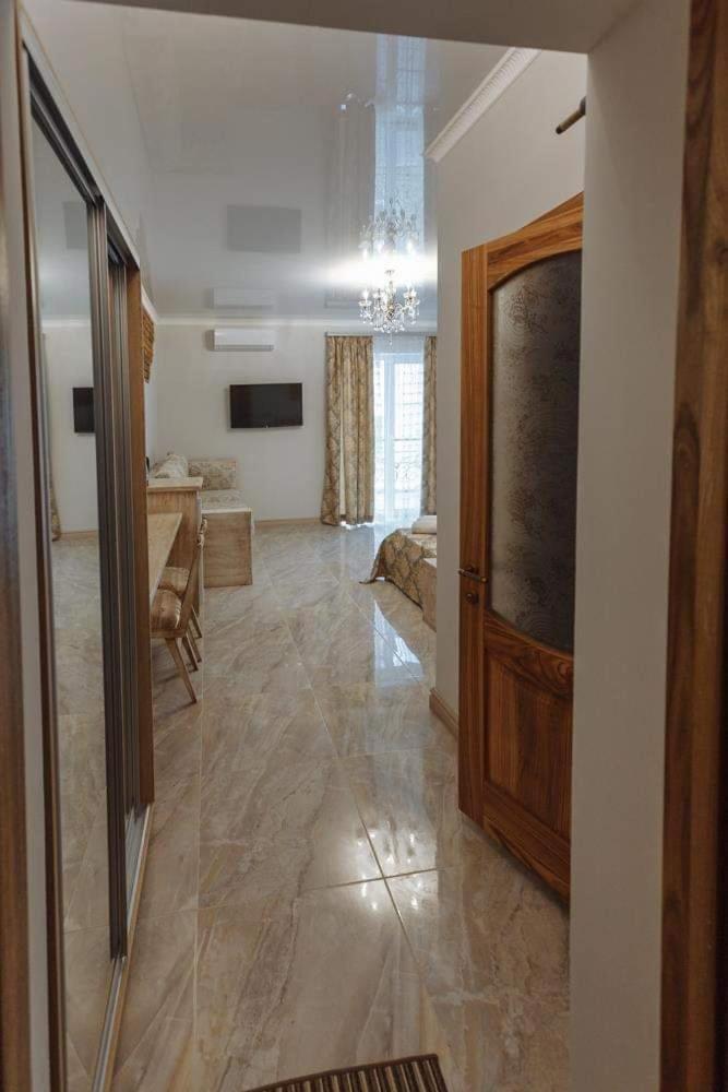 Бутик 2017 Hotel Bilhorod-Dnistrovsʼkyy Buitenkant foto